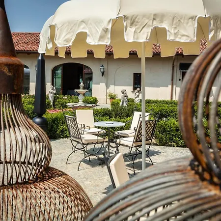 منتجع Relais Le Due Matote Bossolasco